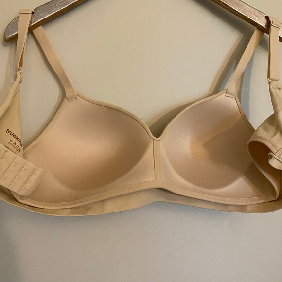 Truekind Supportive Comfort Wireless Shaping Bra Beige Size Large - Picture 7 of 9